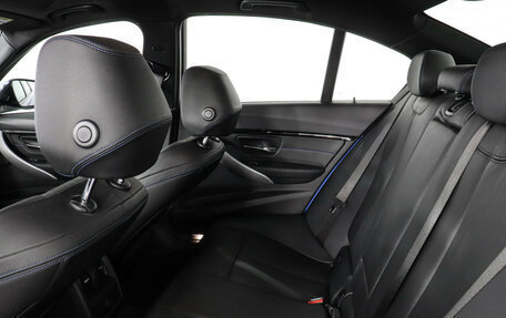 BMW 3 серия, 2018 год, 3 997 000 рублей, 14 фотография