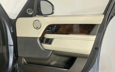 Land Rover Range Rover IV рестайлинг, 2018 год, 6 750 000 рублей, 21 фотография