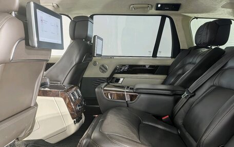 Land Rover Range Rover IV рестайлинг, 2018 год, 6 750 000 рублей, 25 фотография