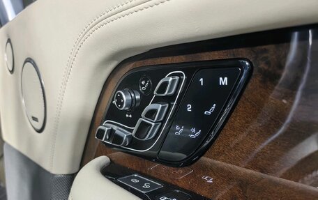 Land Rover Range Rover IV рестайлинг, 2018 год, 6 750 000 рублей, 32 фотография