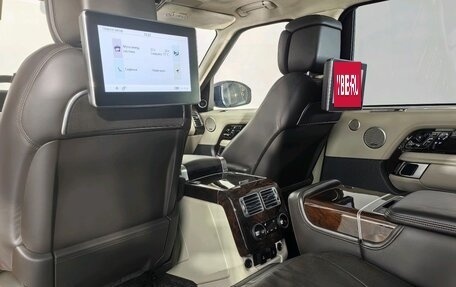 Land Rover Range Rover IV рестайлинг, 2018 год, 6 750 000 рублей, 26 фотография