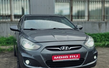 Hyundai Solaris II рестайлинг, 2012 год, 830 000 рублей, 4 фотография