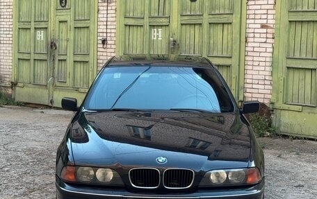 BMW 5 серия, 1998 год, 800 000 рублей, 2 фотография