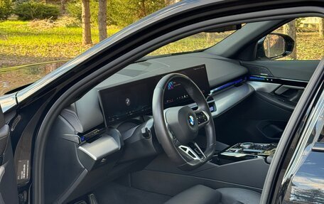 BMW 5 серия, 2024 год, 7 900 000 рублей, 19 фотография