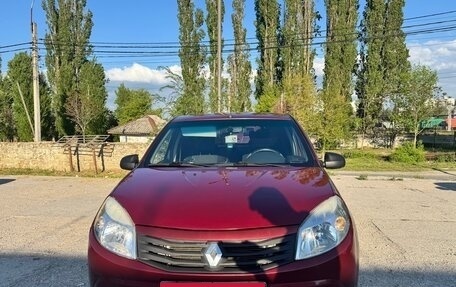 Renault Sandero I, 2012 год, 700 000 рублей, 1 фотография