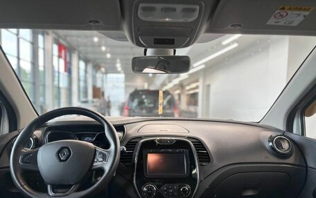 Renault Kaptur I рестайлинг, 2017 год, 1 730 000 рублей, 13 фотография
