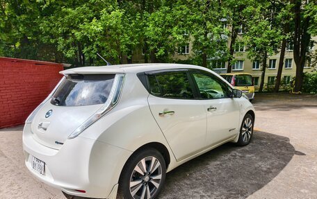 Nissan Leaf I, 2016 год, 900 000 рублей, 4 фотография