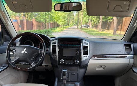 Mitsubishi Pajero IV, 2017 год, 2 400 000 рублей, 8 фотография
