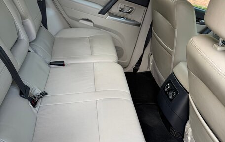 Mitsubishi Pajero IV, 2017 год, 2 400 000 рублей, 12 фотография