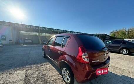Renault Sandero I, 2012 год, 700 000 рублей, 4 фотография