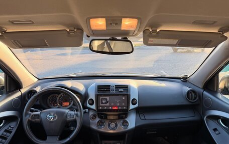 Toyota RAV4, 2011 год, 1 550 000 рублей, 8 фотография