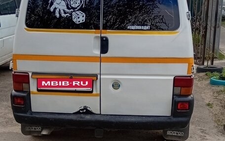 Volkswagen Transporter T4, 1992 год, 550 000 рублей, 3 фотография