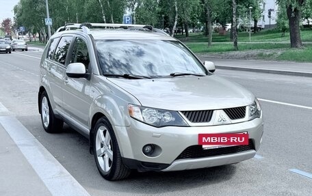 Mitsubishi Outlander III рестайлинг 3, 2008 год, 1 200 000 рублей, 3 фотография