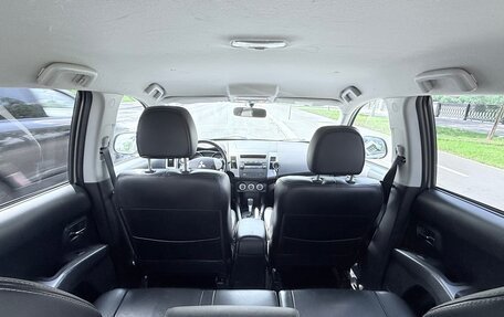 Mitsubishi Outlander III рестайлинг 3, 2008 год, 1 200 000 рублей, 14 фотография