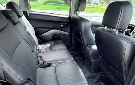 Mitsubishi Outlander III рестайлинг 3, 2008 год, 1 200 000 рублей, 13 фотография