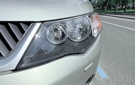 Mitsubishi Outlander III рестайлинг 3, 2008 год, 1 200 000 рублей, 32 фотография