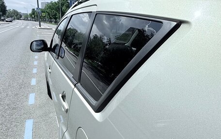 Mitsubishi Outlander III рестайлинг 3, 2008 год, 1 200 000 рублей, 37 фотография