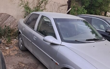 Opel Vectra B рестайлинг, 1999 год, 65 000 рублей, 1 фотография