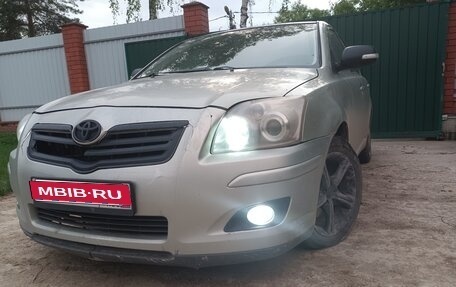 Toyota Avensis III рестайлинг, 2007 год, 500 000 рублей, 1 фотография