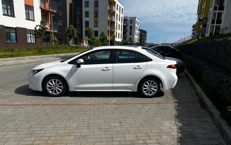 Toyota Corolla, 2019 год, 1 880 000 рублей, 3 фотография
