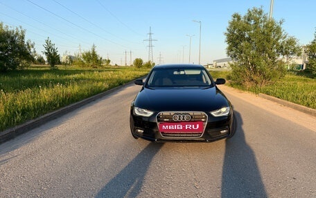 Audi A4, 2012 год, 1 500 000 рублей, 2 фотография