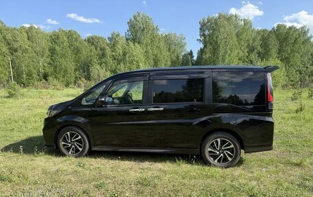 Honda Stepwgn IV, 2018 год, 2 313 313 рублей, 2 фотография