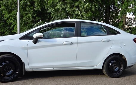 Ford Fiesta, 2015 год, 800 000 рублей, 3 фотография