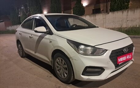 Hyundai Solaris II рестайлинг, 2019 год, 940 000 рублей, 4 фотография