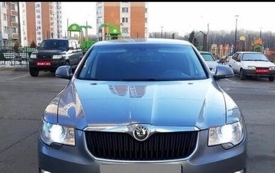 Skoda Superb III рестайлинг, 2013 год, 700 000 рублей, 1 фотография