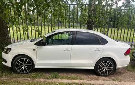 Volkswagen Polo VI (EU Market), 2014 год, 635 000 рублей, 3 фотография