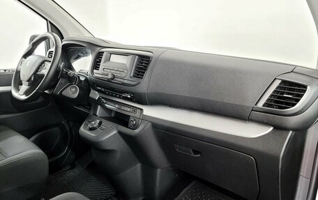 Peugeot Traveller I, 2022 год, 3 650 000 рублей, 11 фотография