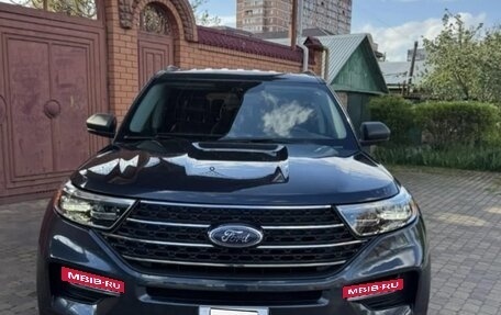 Ford Explorer VI, 2022 год, 3 450 000 рублей, 2 фотография
