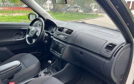 Skoda Fabia II, 2011 год, 780 000 рублей, 7 фотография