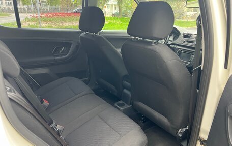 Skoda Fabia II, 2011 год, 780 000 рублей, 10 фотография