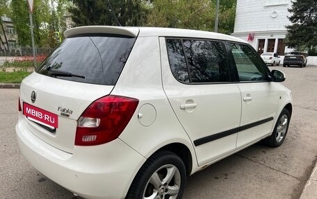 Skoda Fabia II, 2011 год, 780 000 рублей, 5 фотография