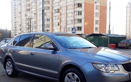 Skoda Superb III рестайлинг, 2013 год, 700 000 рублей, 4 фотография