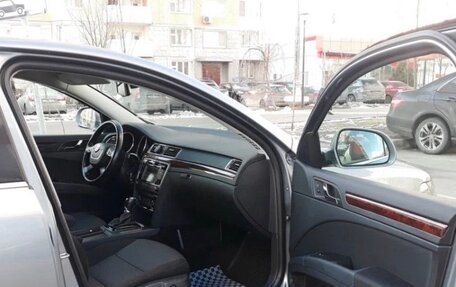 Skoda Superb III рестайлинг, 2013 год, 700 000 рублей, 10 фотография