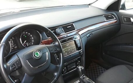 Skoda Superb III рестайлинг, 2013 год, 700 000 рублей, 9 фотография