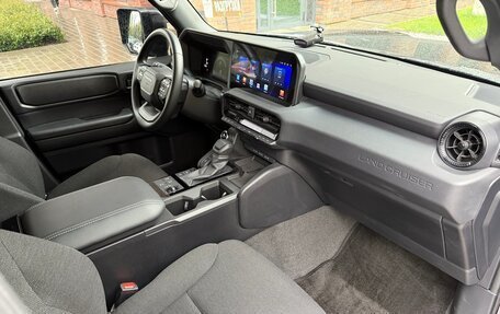 Toyota Land Cruiser Prado, 2024 год, 8 700 000 рублей, 10 фотография