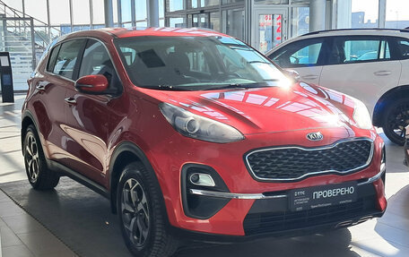 KIA Sportage IV рестайлинг, 2020 год, 2 350 000 рублей, 3 фотография