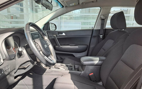 KIA Sportage IV рестайлинг, 2020 год, 2 350 000 рублей, 16 фотография