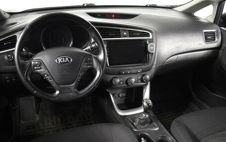 KIA cee'd III, 2015 год, 1 074 200 рублей, 6 фотография