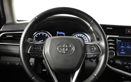 Toyota Camry, 2020 год, 1 985 900 рублей, 12 фотография
