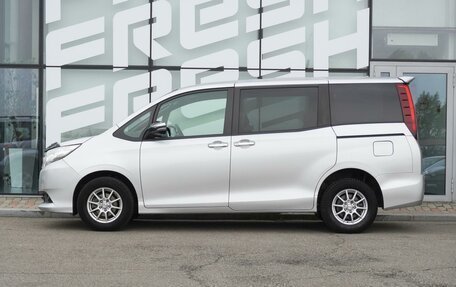 Toyota Noah III, 2014 год, 1 950 000 рублей, 6 фотография