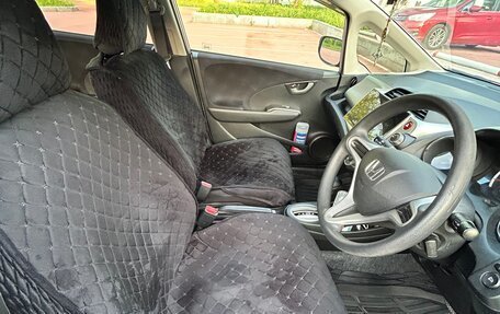 Honda Fit III, 2011 год, 1 055 000 рублей, 13 фотография