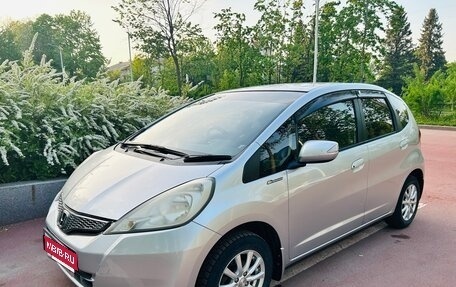 Honda Fit III, 2011 год, 1 055 000 рублей, 1 фотография