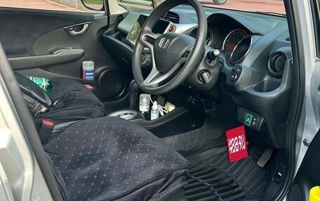 Honda Fit III, 2011 год, 1 055 000 рублей, 14 фотография