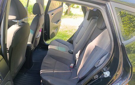Hyundai Solaris II рестайлинг, 2014 год, 900 000 рублей, 12 фотография