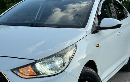 Hyundai Solaris II рестайлинг, 2017 год, 1 000 000 рублей, 9 фотография