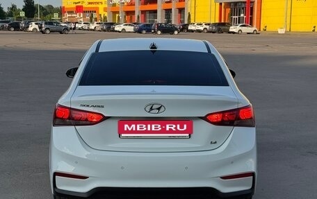 Hyundai Solaris II рестайлинг, 2017 год, 1 000 000 рублей, 4 фотография